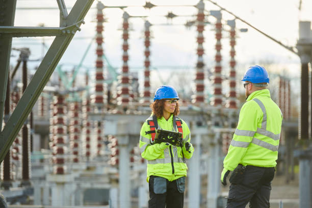 Best Emergency Electrical Repair  in North Lindenhurst, NY